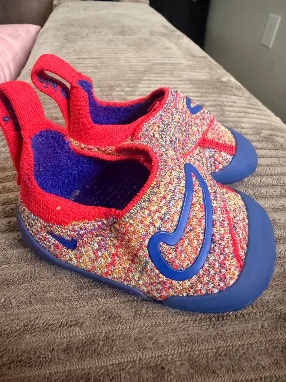 Nike Swish size 3